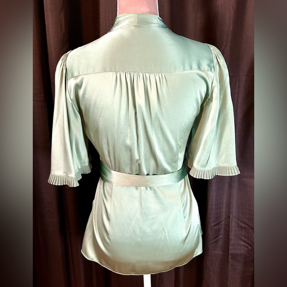 Vintage Y2K BCBGMaxAzria Light Green Silk Blend Faux Wrap Top, Size XS - Picture 8 of 12